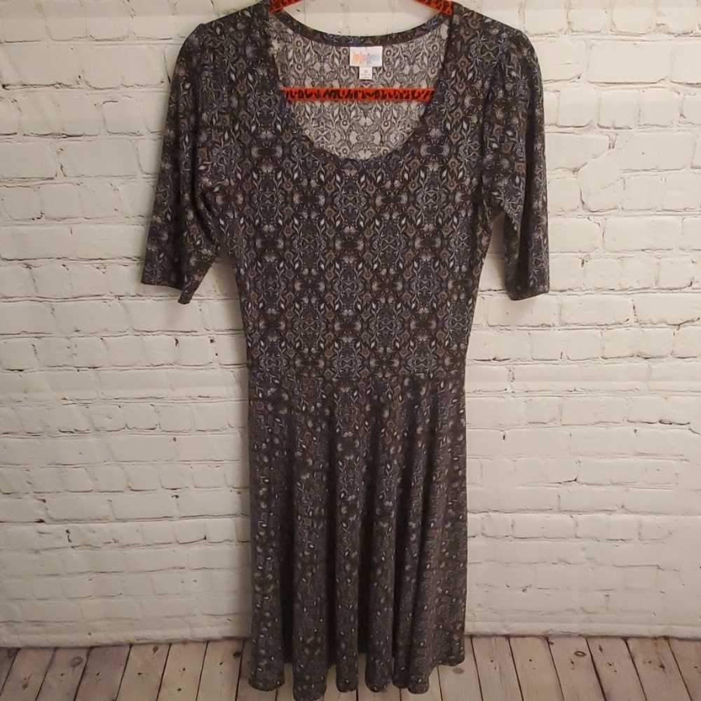 LuLaRoe Nicole Size Medium #0012